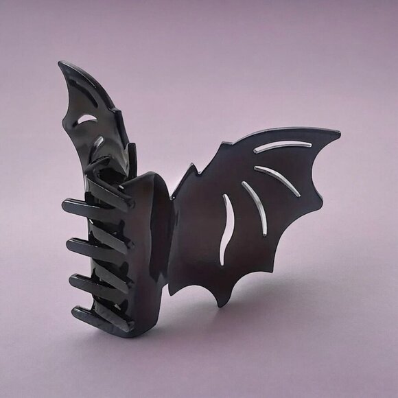 HALLOWEEN BAT CLAW CLIP - Picture 3 of 10